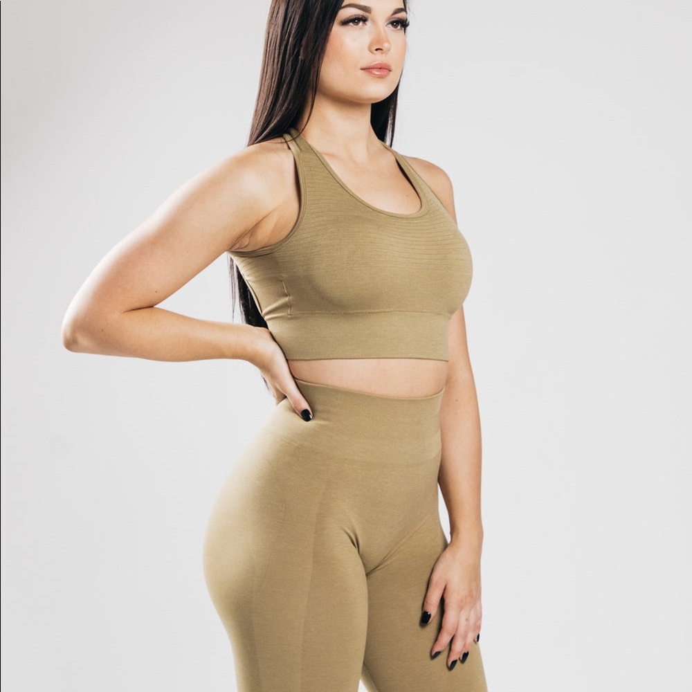 ALPHALETE GOLD SET, barely used size MEDIUM